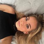 juliakostera Instagram